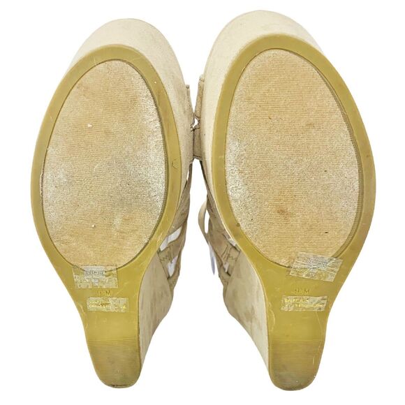 G by Guess Hampton Faux Suede Platform Wedge Sandal Size 9.5 Beige Light Tan - Picture 8 of 11